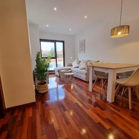 604b - Con Garaje By R2r Consulting Οβιέδο